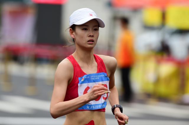 世界杯app下载-冲刺阶段被罚停2分钟 小将杨家玉错失冲冠机会